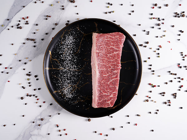 australian wagyu pichna center slice ms9 9oz with peppercorns - Halal Wagyu