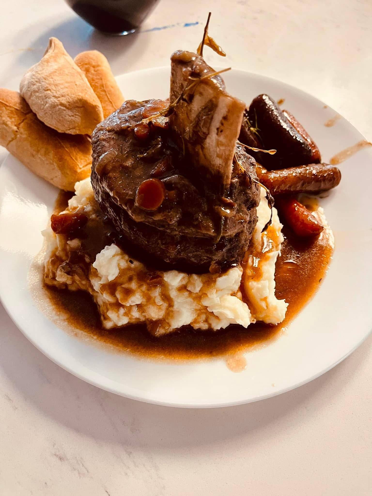 Australian Wagyu | Tomahawk Chuck Short Ribs | 16oz - The Meatery